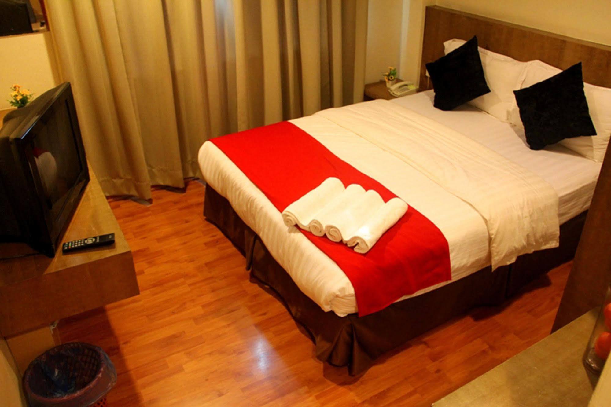 906 Hotel Melaka Raya Kültér fotó